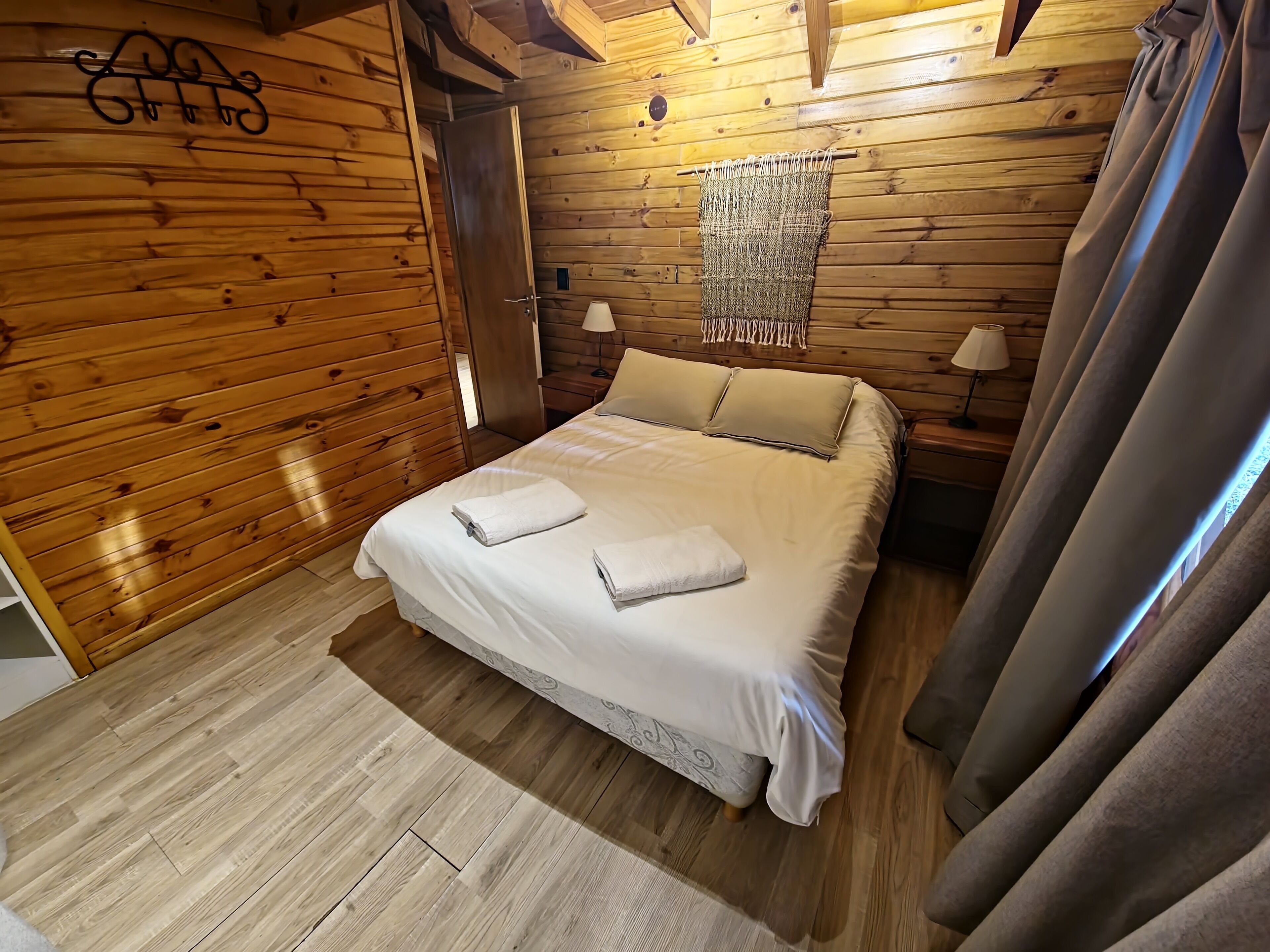 Hytte – panorama, resort-utsikt | Safe på rommet, blendingsgardiner, wi-fi (inkludert) og sengetøy