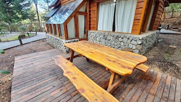 Design Cabin, Resort View | Outdoor dining