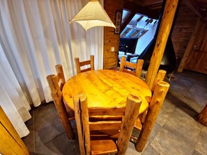 Dining room - Cabañas El Remanso (Puerto Manzano)