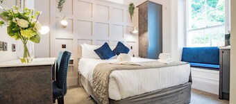 Charming Suite at the Marina