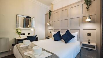 Iron/ironing board, internet, bed sheets