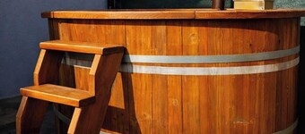 Tranquil 4-bedroom cabin in charming Colibita perfect for a relaxing getaway.