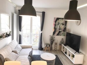 TV - COSY-TROPEZ : Exceptional address in Port Grimaud (port Grimaud)