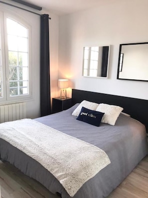 1 bedroom, free WiFi, bed sheets