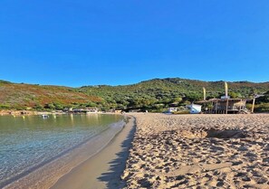 Beach - New T3 of 100m2 - Terrace of 30m2 with panoramic view (Villanova)