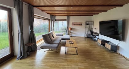 Large vacation home near Hamburg (45 min) - 200 m² - garden - 7 pers.