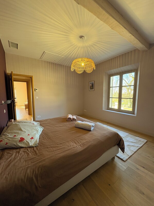 Iron/ironing board, travel cot, free WiFi, bed sheets - MAS EN CAMARGUE (Arles)