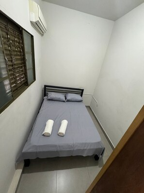 アイロン / アイロン台、WiFi、ベッドシーツ