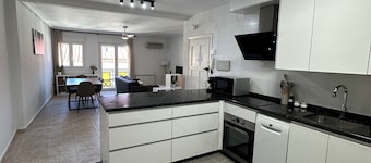 Caceres Historic Center Charming Tourist Apartment