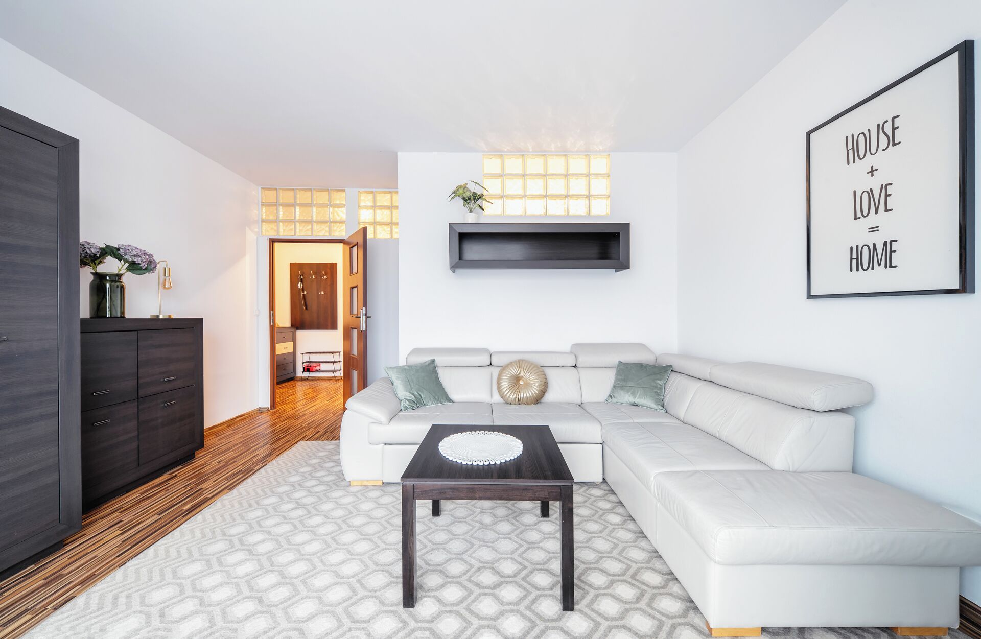 Apartment | Living room | Smart TV