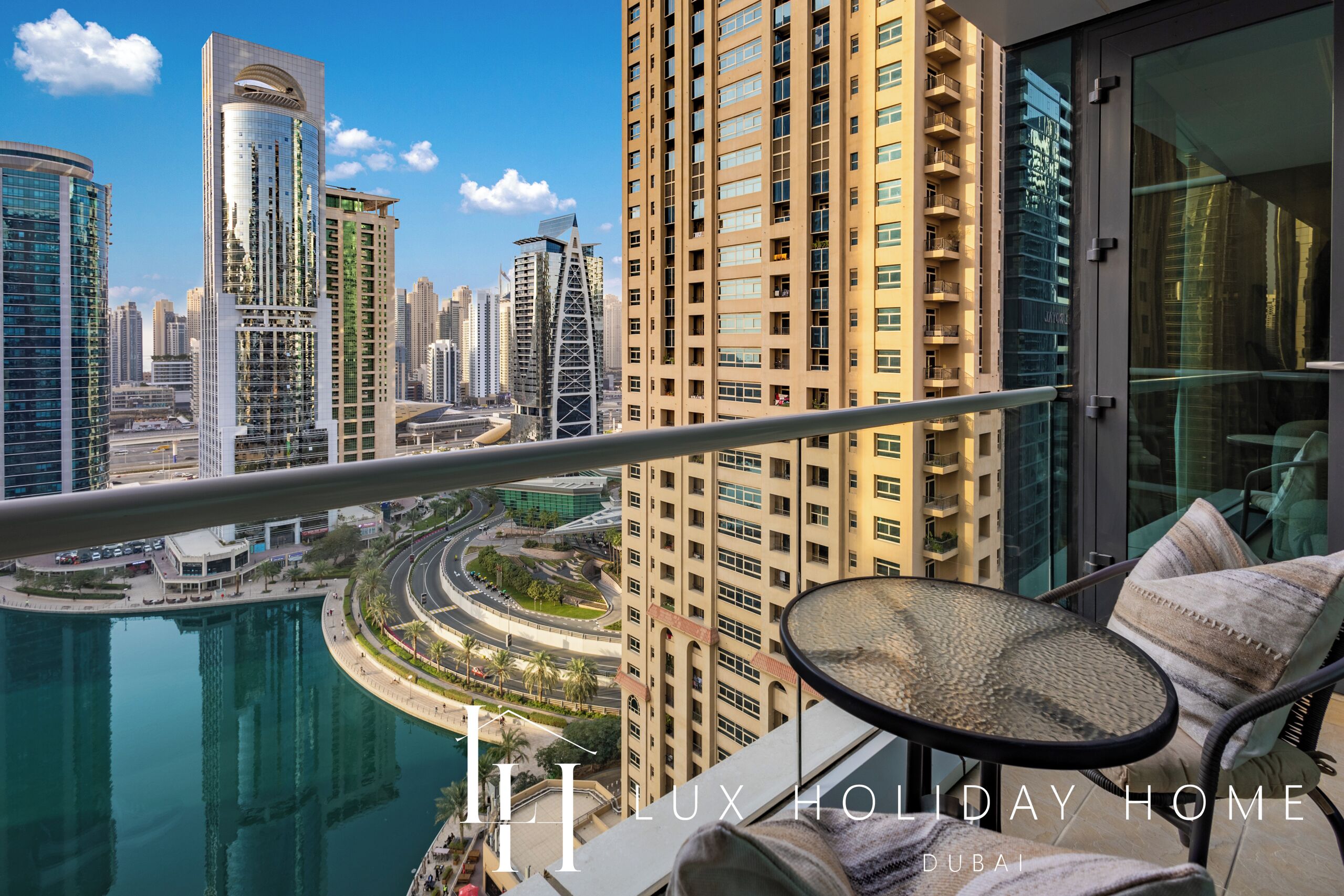 Leilighet | Utsikt fra balkong