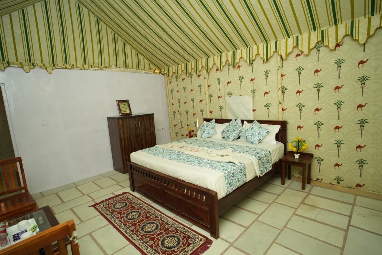 Luxury Suite, Balcony, Desert View | In-room safe, desk