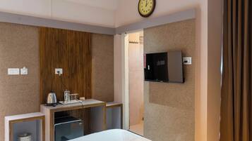 Deluxe Double Room, Lake View