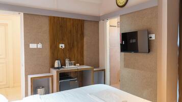 Deluxe Double Room, Lake View