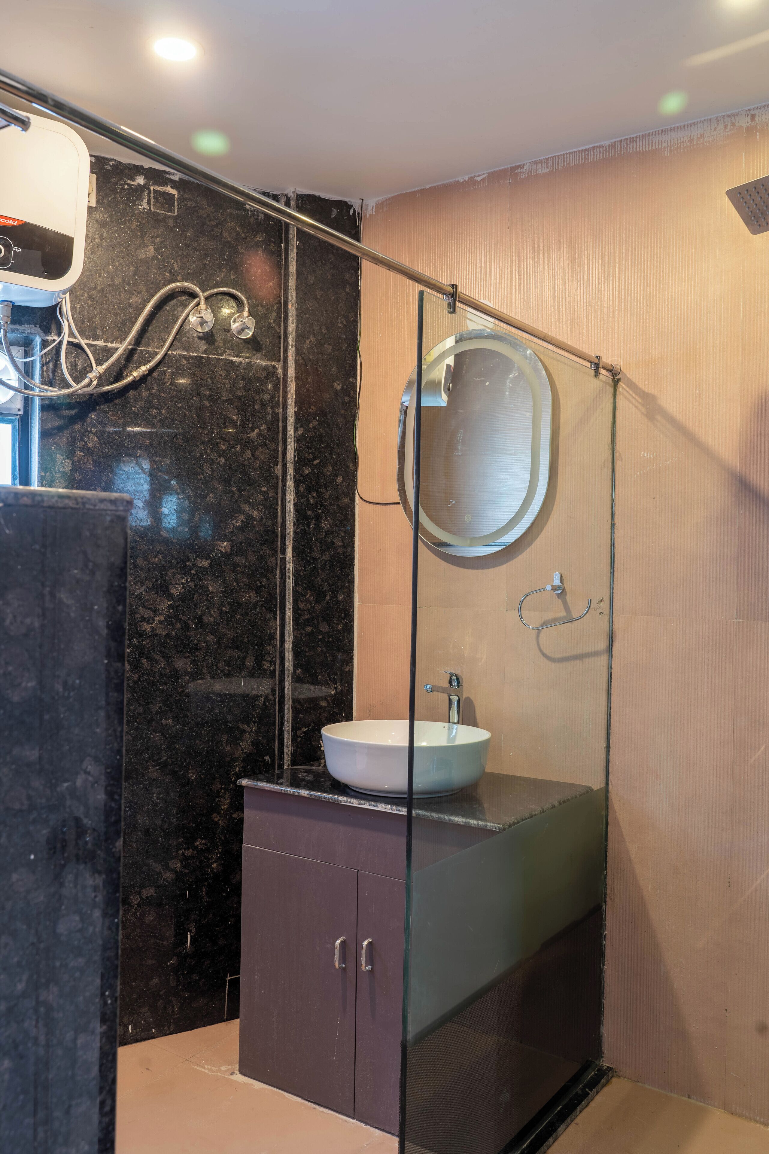 Dutxa, tovalloles, sabó i xampú 