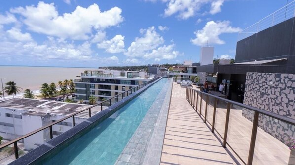 Comfort Apartment, 1 Bedroom, Non Smoking, Kitchen | Pool | Outdoor pool - Flat 303-FM20 na praia de Cabo Branco (João Pessoa)