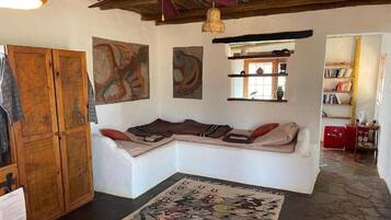 Standardværelse til 4 personer - terrasse | Interiør