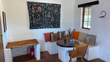 Standard Double Room, Patio | Interior