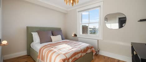 2 bedrooms, iron/ironing board