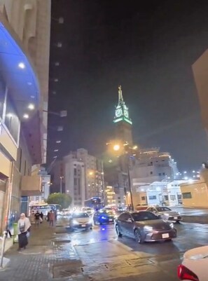 Parking - Al-Orabi Hotel (makkah)