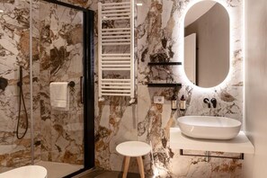 Deluxe-Doppelzimmer | Badezimmer