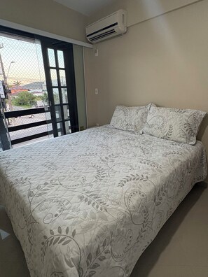 2 多间卧室、熨斗/熨衣板、免费 WiFi、床单