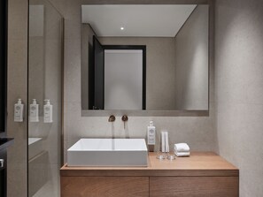 Executive Double Room | Bathroom