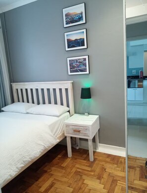 2 soverom, strykejern/-brett, wi-fi og sengetøy