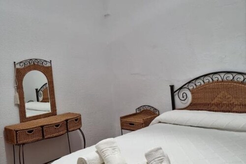 House 1 - Hostel of Espiel