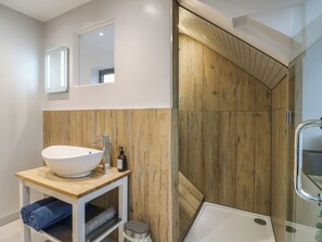 Shower - The Kiln (Bedford)