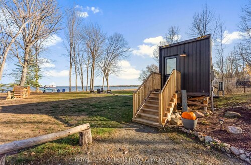 Stunning Modern Container Home on beautiful Golden Lake.