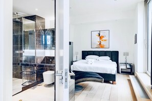 Luokittelematon kuva, 5 kautta 32, painike