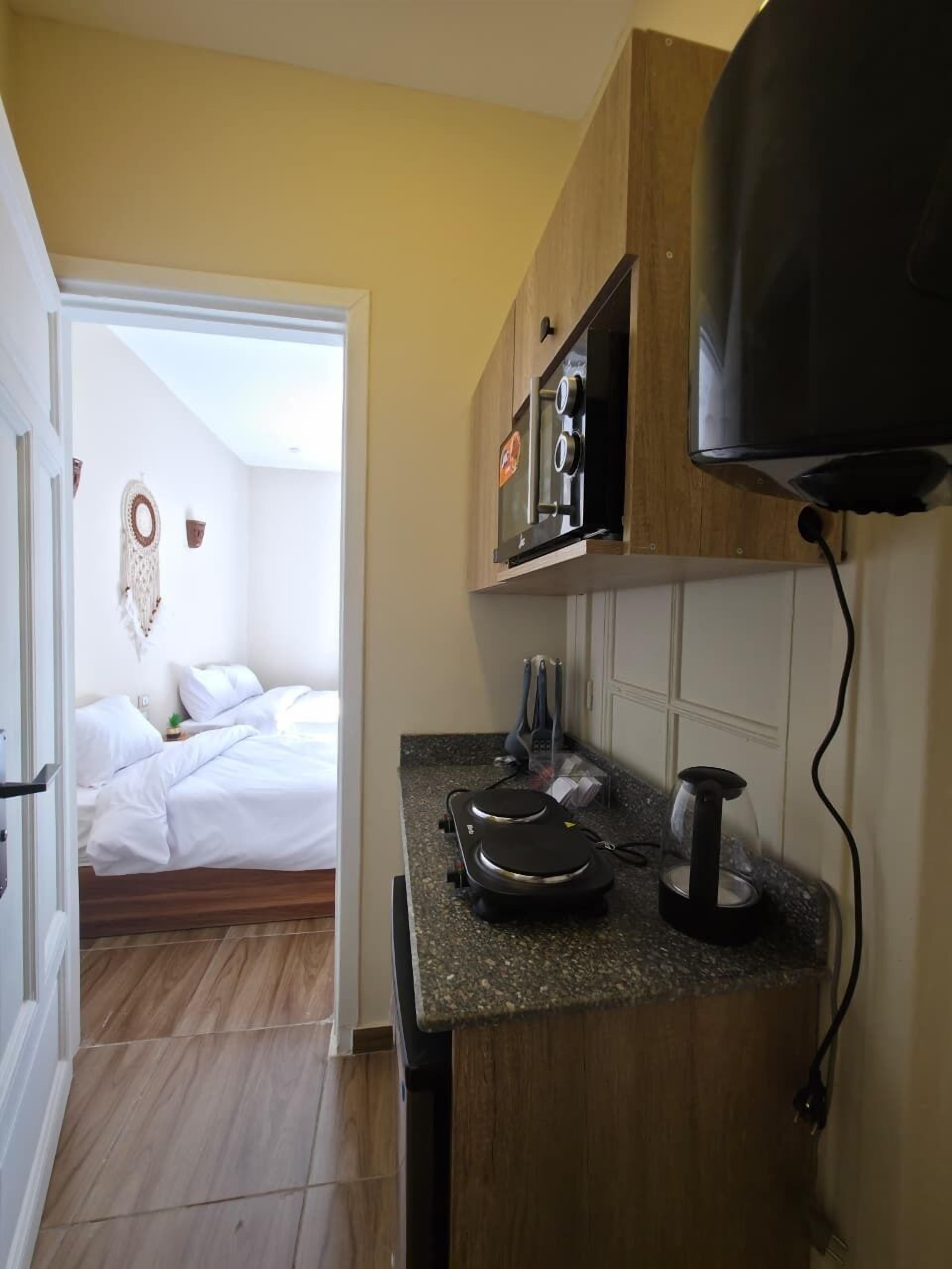 Suite Studio Luxe | Fer et planche à repasser, Wi-Fi gratuit