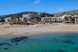 Beach nearby - Ancora - Frontline Apartment with Stunning Views (Port de Pollença)