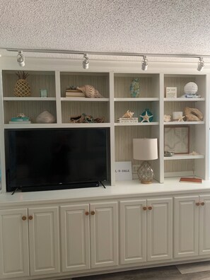 Interior - The Hil & Dale: Wayside Forest UNIT 12. Entire Townhouse. Pets ok! (Murrells Inlet)