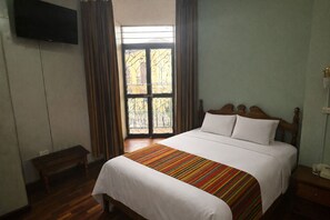 Habitació individual estàndard | Espai de treball apte per a portàtils 