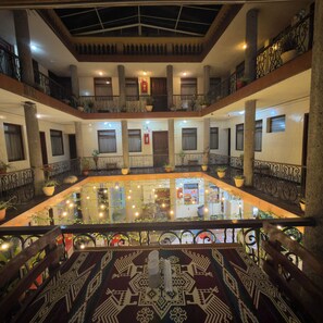 Terrace/patio - Hostal Viena Internacional (Quito)