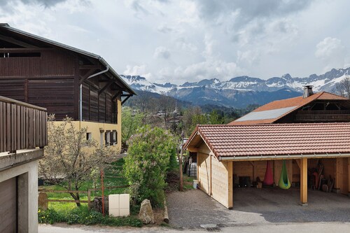 Bed & Breakfast 'La Ferme Du Mont Blanc - Vallot' mit Bergblick
