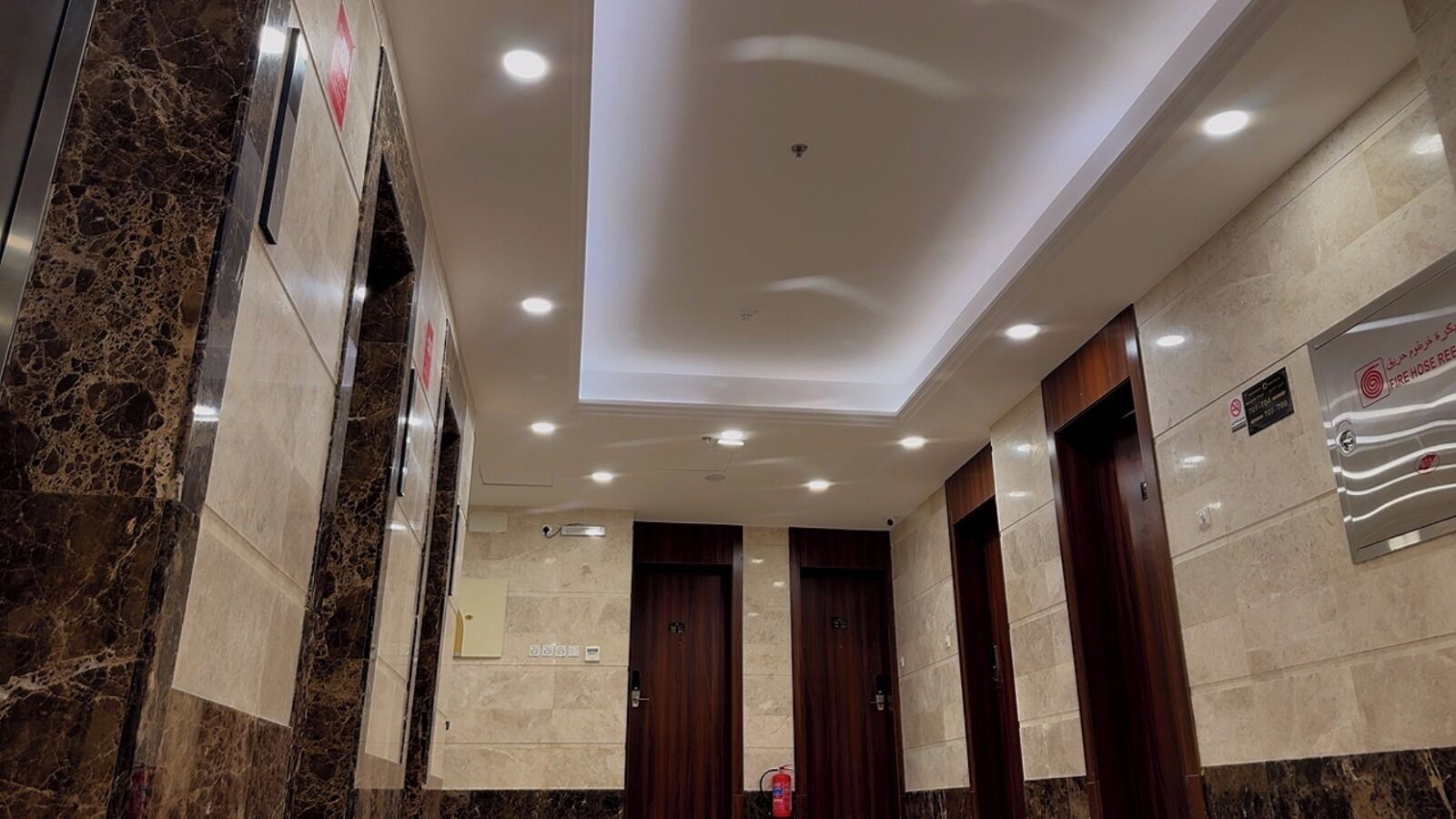 المنشأة من الداخل