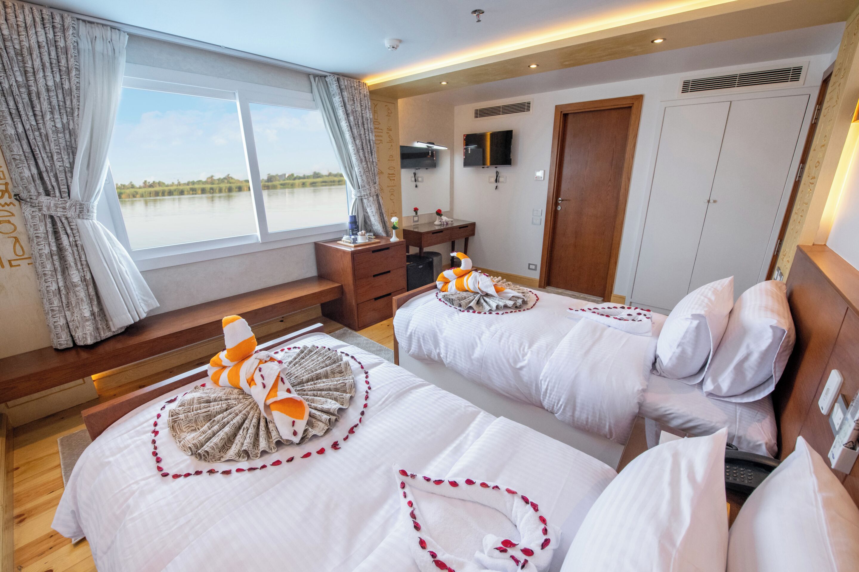 Deluxe-Ferienhütte, Klimaanlage, Flussblick