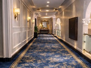 Comptoir d’enregistrement et de départ