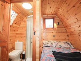 1 dormitorio, decoración individual, mobiliario individual