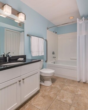 Unclassified image, 5 of 34, button