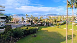View from property - Ref DUNES3 by Palmes d Or Properties (Cannes)