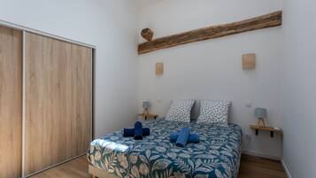 3 camere, ferro/asse da stiro, Wi-Fi