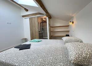 3 عدّة غرف نوم ومكواة/لوح كي وواي فاي