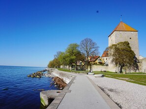 House | Miscellaneous