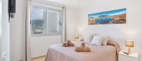 アイロン / アイロン台、WiFi、ベッドシーツ