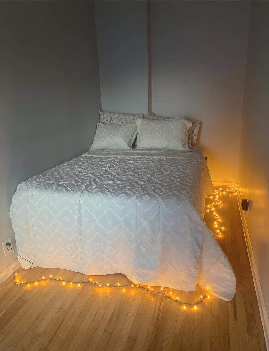 Fer et planche à repasser, Wi-Fi, literie fournie