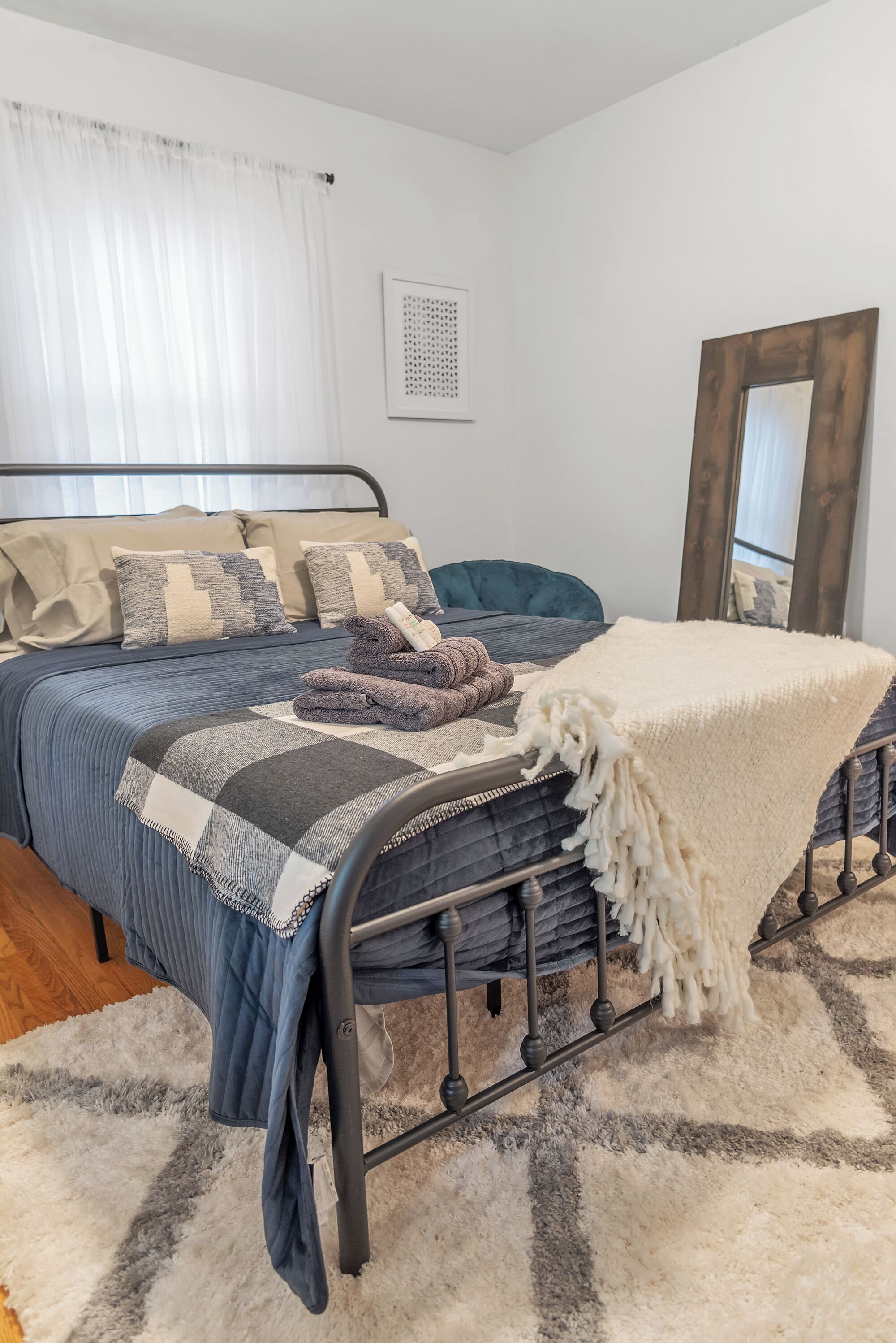 2 bedrooms, WiFi, bed sheets